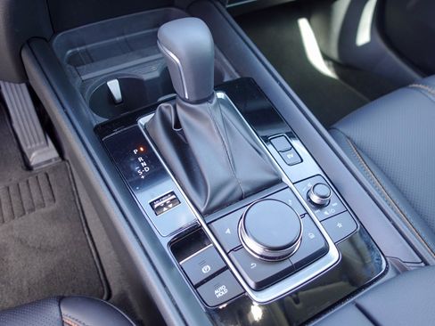 Used 2025 MAZDA CX-50 AWD 2.5 Hybrid w/ Premium Pkg image 19