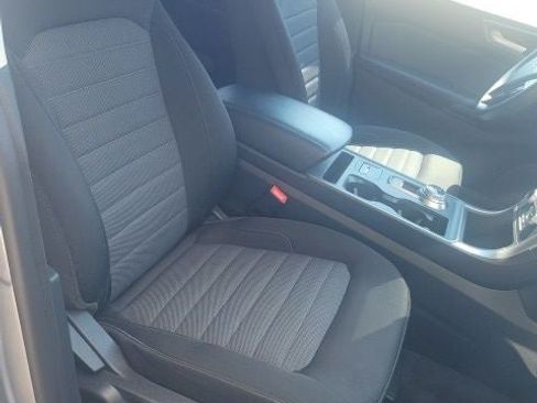 Used 2024 Ford Edge SE AWD/4WD image 12