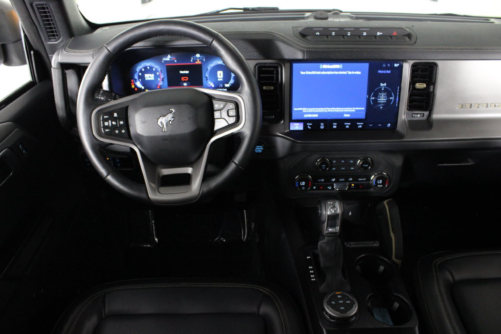 Used 2025 Ford Bronco Badlands AWD/4WD image 6