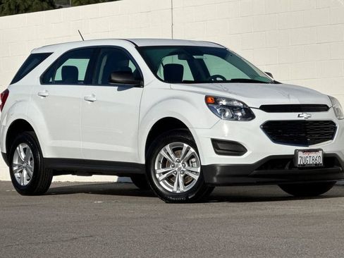 Used 2016 Chevrolet Equinox LS image 2