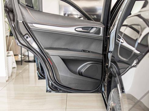 New 2025 Alfa Romeo Stelvio Sprint image 36