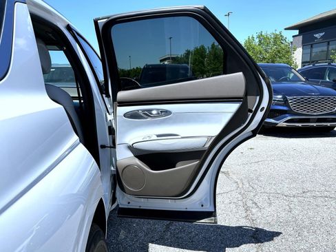New 2026 Genesis GV70 2.5T Advanced AWD/4WD image 17