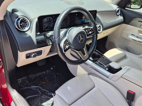 Certified 2022 Mercedes-Benz GLA 250 image 10