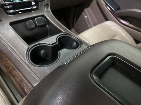 Used 2020 Chevrolet Tahoe LT image 46