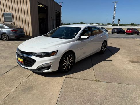 Used 2020 Chevrolet Malibu RS w/ LPO, Convenience Package 1 FWD image 1