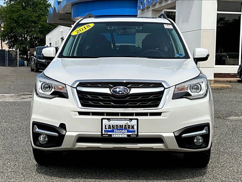 Used 2018 Subaru Forester 2.5i Touring AWD/4WD image 3