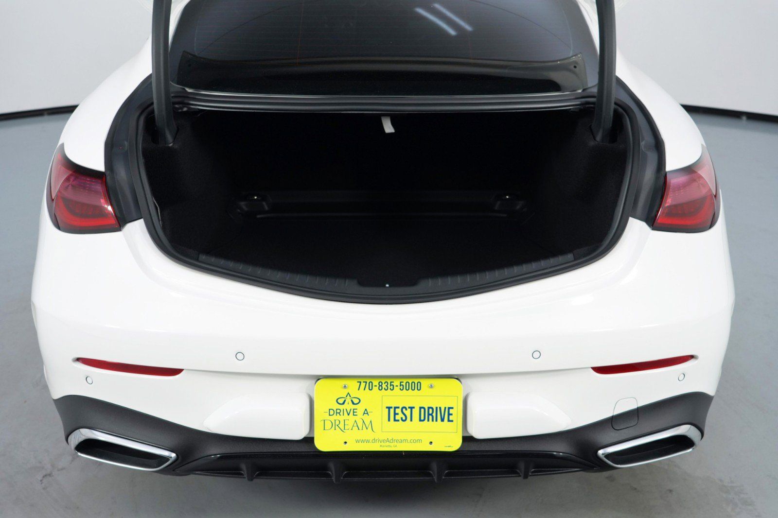 Used 2024 Mercedes-Benz CLE 450 4MATIC Coupe w/ Driver Assistance Package image 10