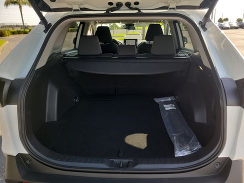 Certified 2024 Toyota RAV4 XLE w/ Convenience Package FWD image 11