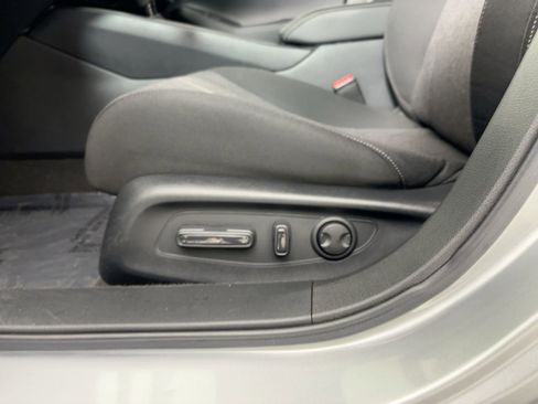 Used 2024 Honda Accord Sport image 9