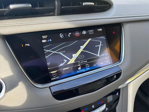 Used 2019 Cadillac XT5 Luxury image 35