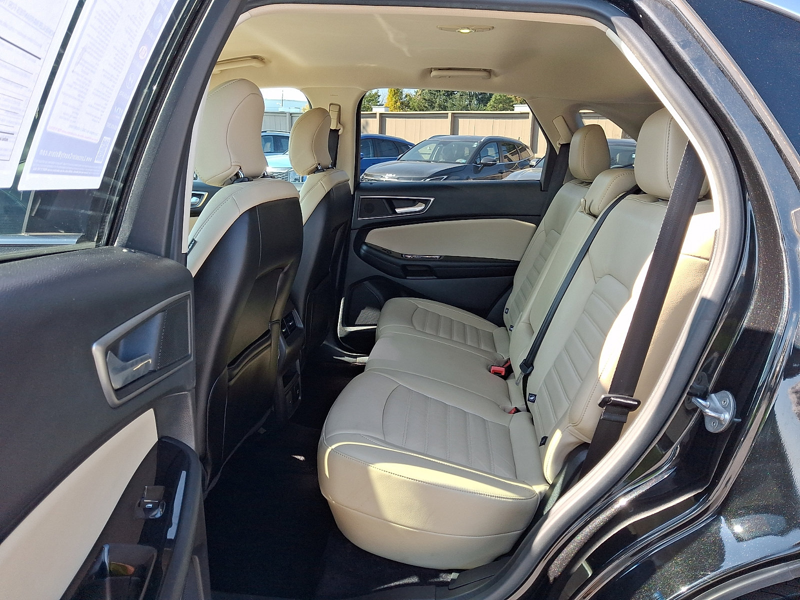 Used 2015 Ford Edge SEL w/ Equipment Group 201A AWD/4WD image 11
