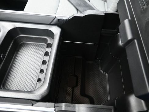 Used 2025 RAM 1500 Big Horn image 21