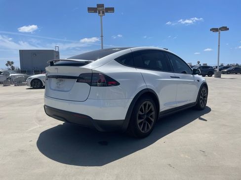 Used 2023 Tesla Model X AWD/4WD image 2