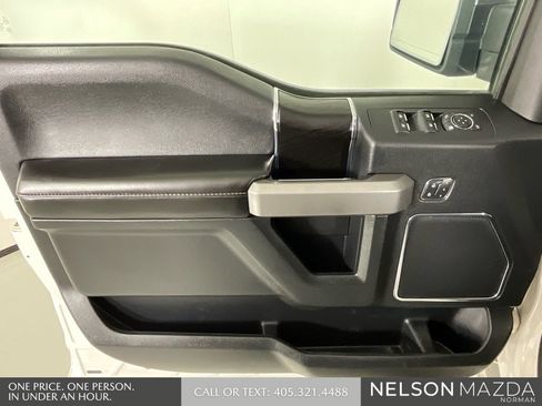 Used 2018 Ford F150 Platinum w/ Equipment Group 701A Luxury image 15