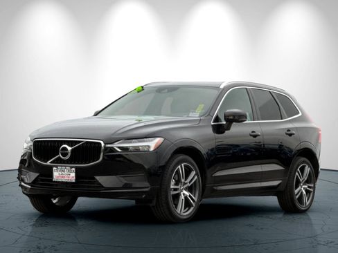 Used 2019 Volvo XC60 T5 Momentum w/ Protection Package Premier image 8