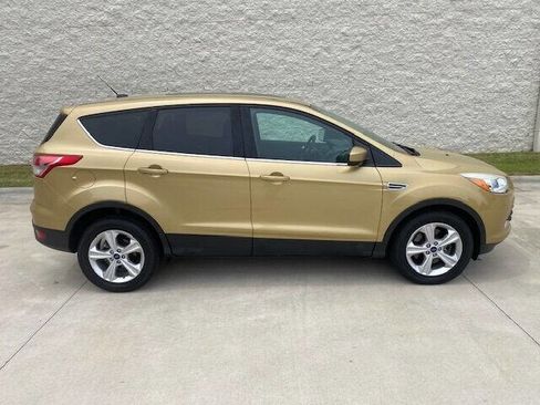 Used 2014 Ford Escape SE image 8