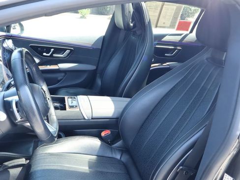 Used 2023 Mercedes-Benz EQS 580 4MATIC Sedan image 11