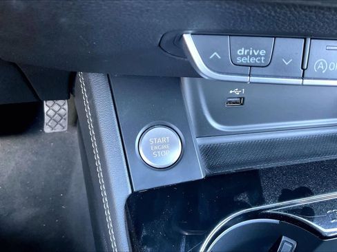 Used 2024 Audi A4 2.0T Premium Plus image 34