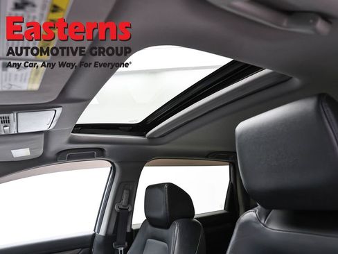 Used 2017 Honda CR-V Touring image 34