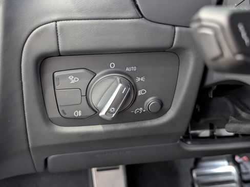 Used 2023 Audi R8 V10 performance image 27