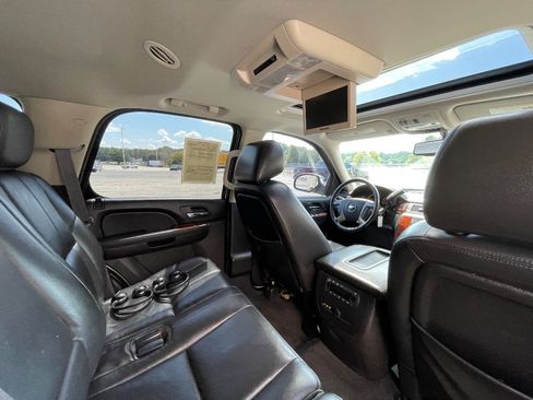 Used 2014 Chevrolet Tahoe LT w/ Luxury Package RWD image 29
