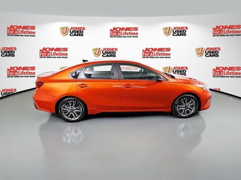 Used 2023 Kia Forte GT-Line w/ GT-Line Technology Package FWD image 17