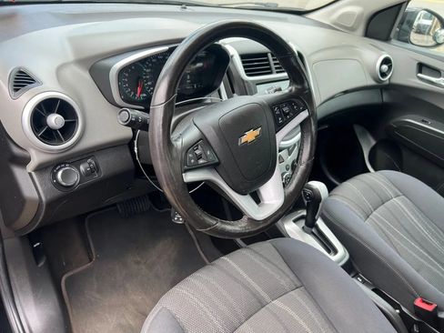 Used 2017 Chevrolet Sonic LT w/ Convenience Package FWD image 14
