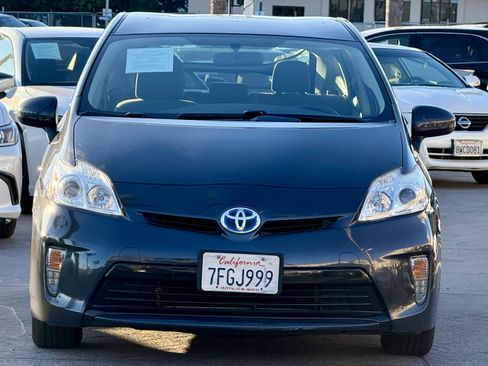Used 2015 Toyota Prius Two FWD image 4