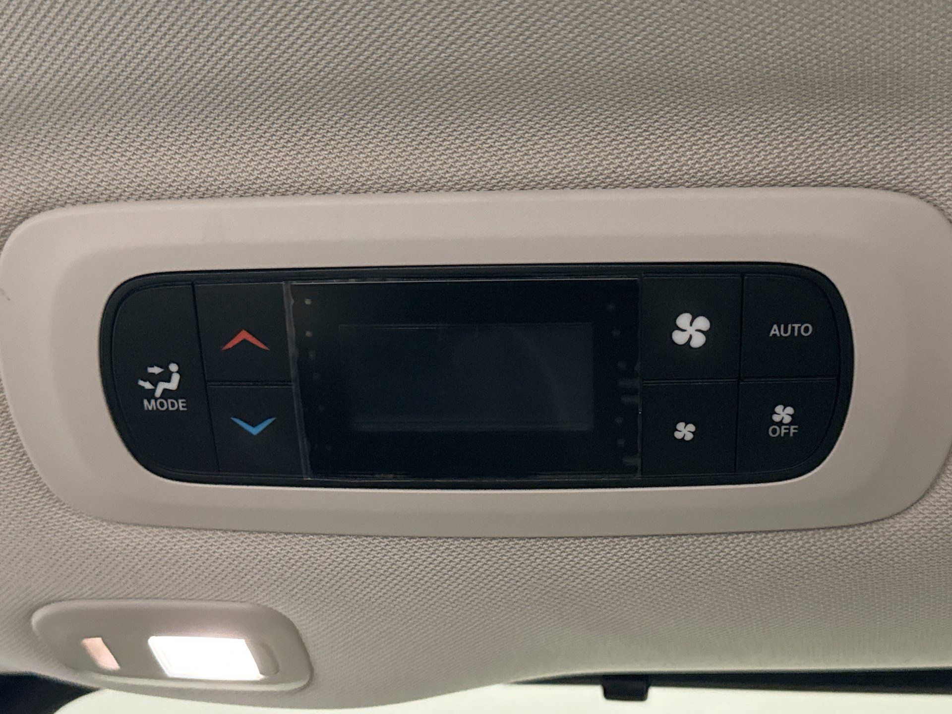 Used 2021 Chrysler Pacifica Limited w/ Premium & Safety Sphere Group FWD image 31