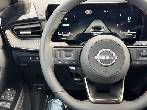 New 2026 Nissan Kicks SR w/ SR Premium Package FWD image 21
