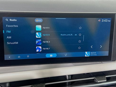 Used 2025 Hyundai Tucson SEL image 21