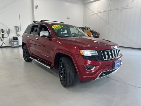Used 2014 Jeep Grand Cherokee Overland AWD/4WD image 3