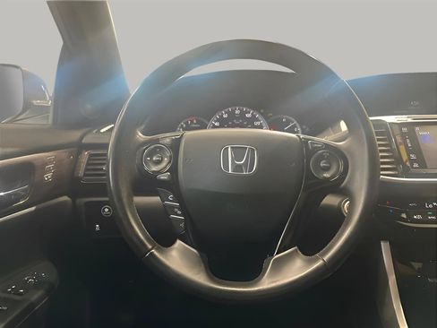 Used 2017 Honda Accord EX-L image 15