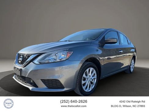 Used 2019 Nissan Sentra SV image 1