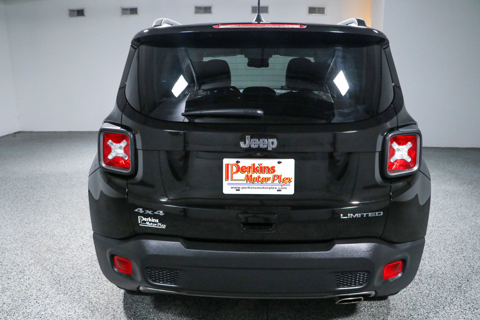 Used 2021 Jeep Renegade Limited AWD/4WD image 8