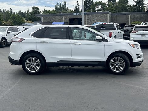 Used 2017 Ford Edge SEL AWD/4WD image 4