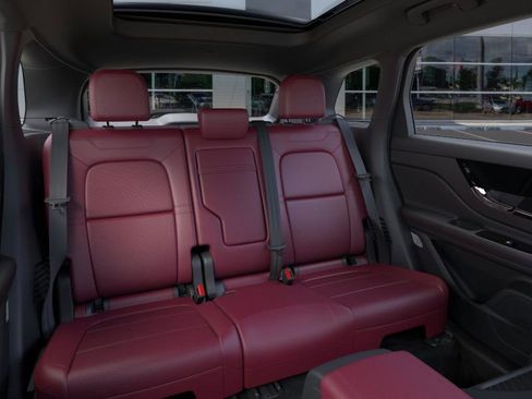 New 2025 Lincoln Corsair Grand Touring image 11