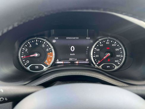 Used 2023 Jeep Renegade Altitude AWD/4WD image 21