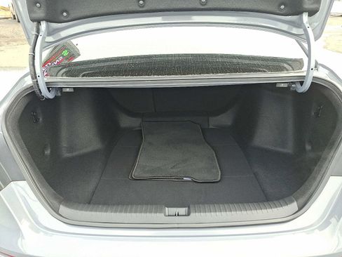 Used 2023 Honda Accord Sport image 28