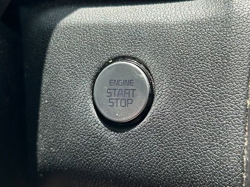 Used 2021 Kia Sorento S w/ Panoramic Sunroof Package FWD image 26