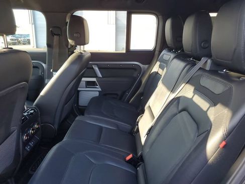Used 2023 Land Rover Defender 130 X-Dynamic SE AWD/4WD image 10