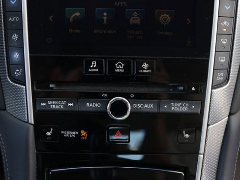 Used 2017 INFINITI Q50 2.0t image 36