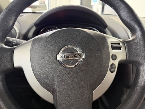 Used 2013 Nissan Rogue S FWD image 12
