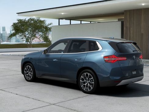 New 2026 BMW X3 xDrive30i w/ Premium Package AWD/4WD image 2