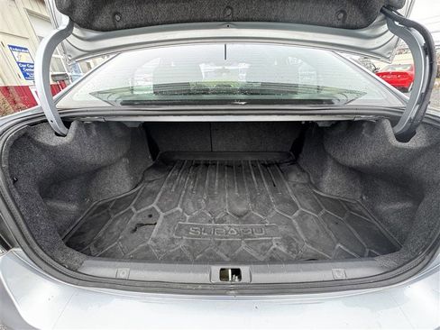 Used 2017 Subaru Impreza 2.0i image 12