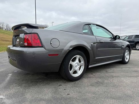 Used 2004 Ford Mustang Coupe image 6