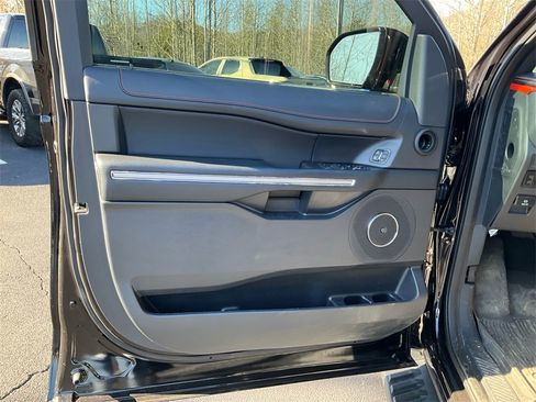 Certified 2024 Ford Expedition Timberline image 17