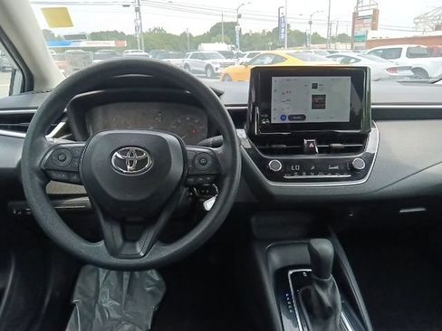 Used 2024 Toyota Corolla LE FWD image 25