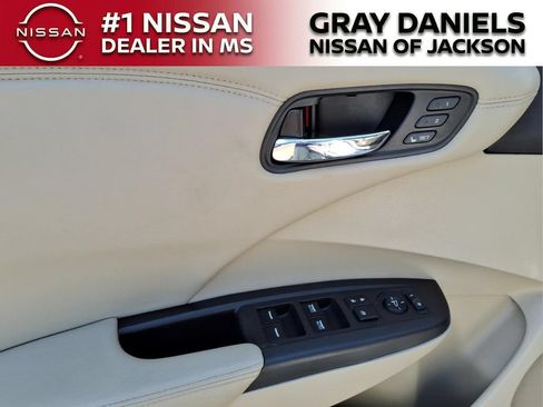 Used 2017 Acura RDX w/ Advance Package FWD image 12