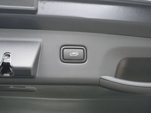 Used 2025 Hyundai Tucson Limited AWD/4WD image 14